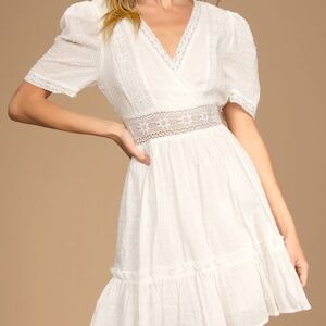NEW W TAGS Lulus Poised And Perfect White Lace Short Sleeve Mini Dress - Size M